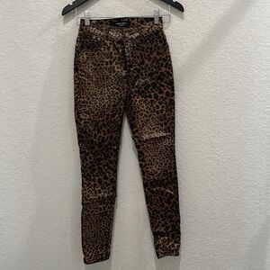 Leopard print pants by Hammer Jeans size 1